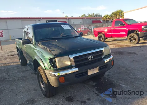1999 Toyota Tacoma Prerunner z USA, uszkodzony, nr VIN 4TASM92NXXZ562810